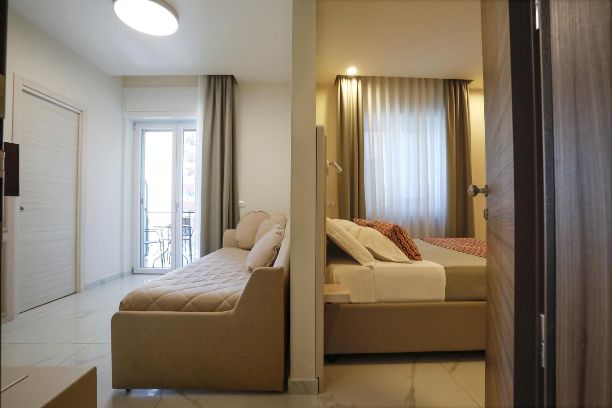 Hotel Vomero High Naples
