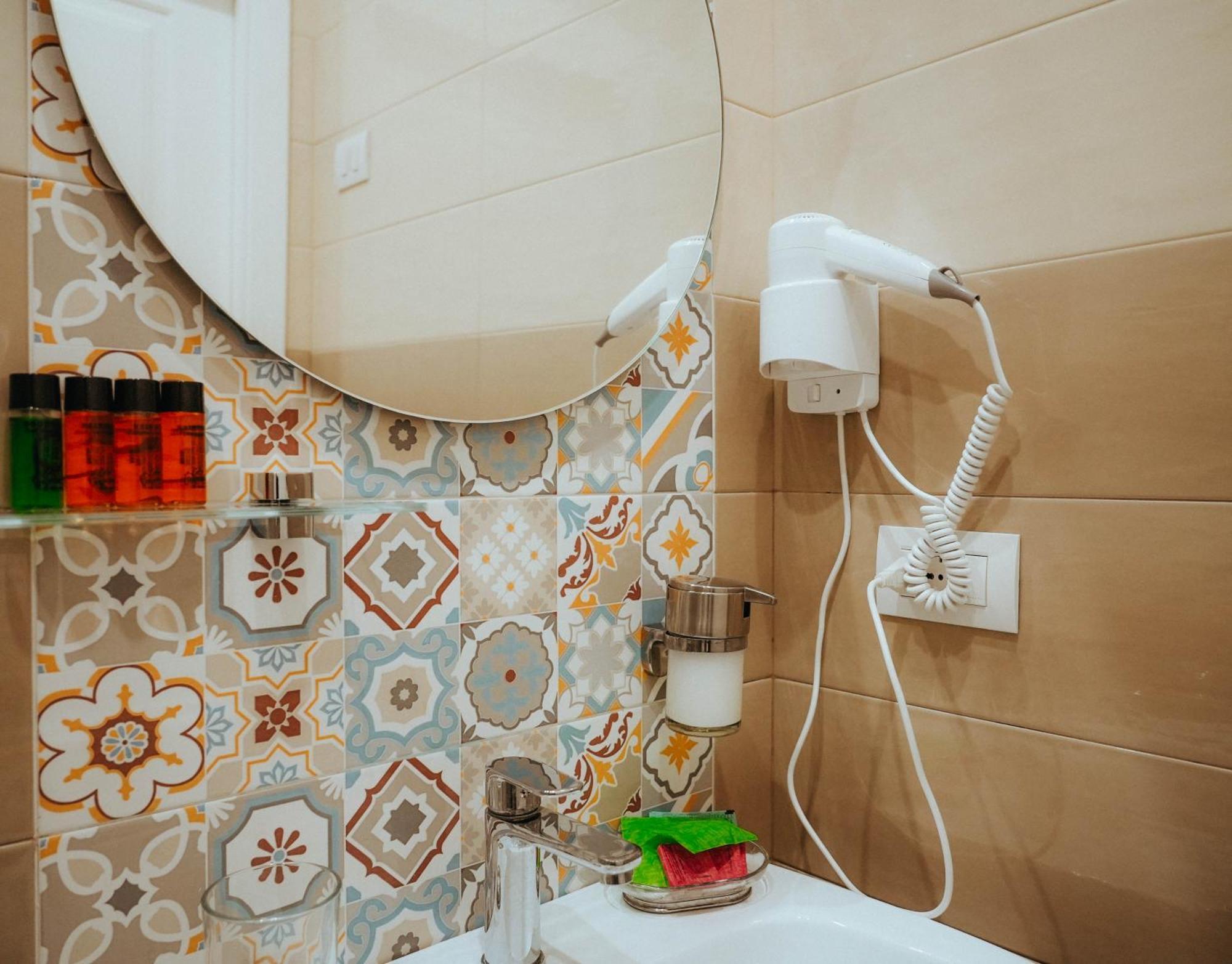 Florita Guest house *