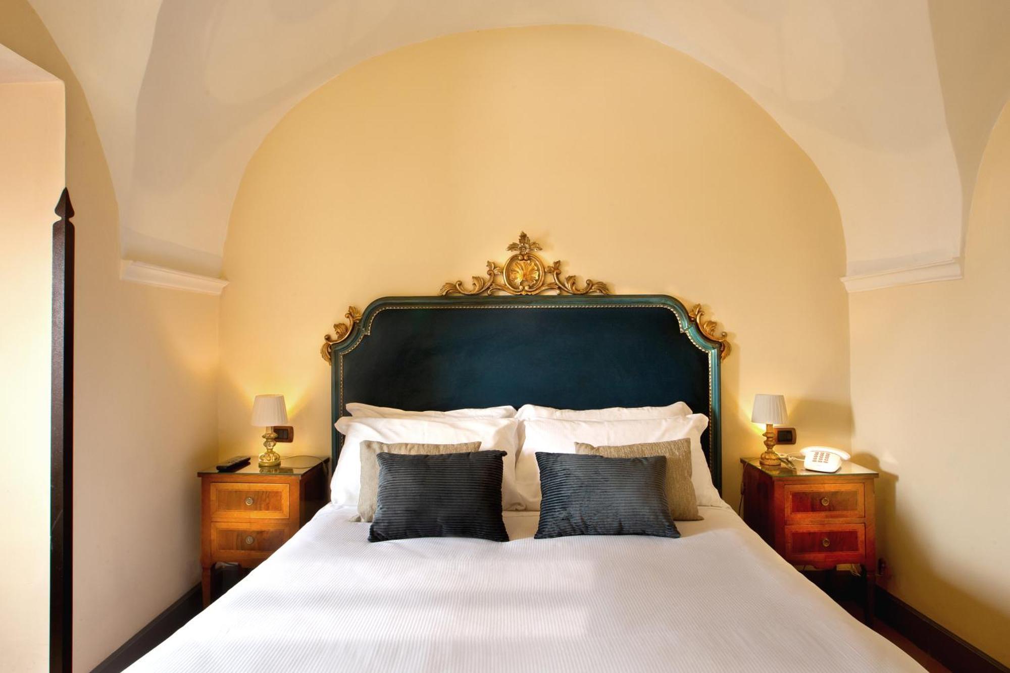 Hotel San Francesco Al Monte Naples