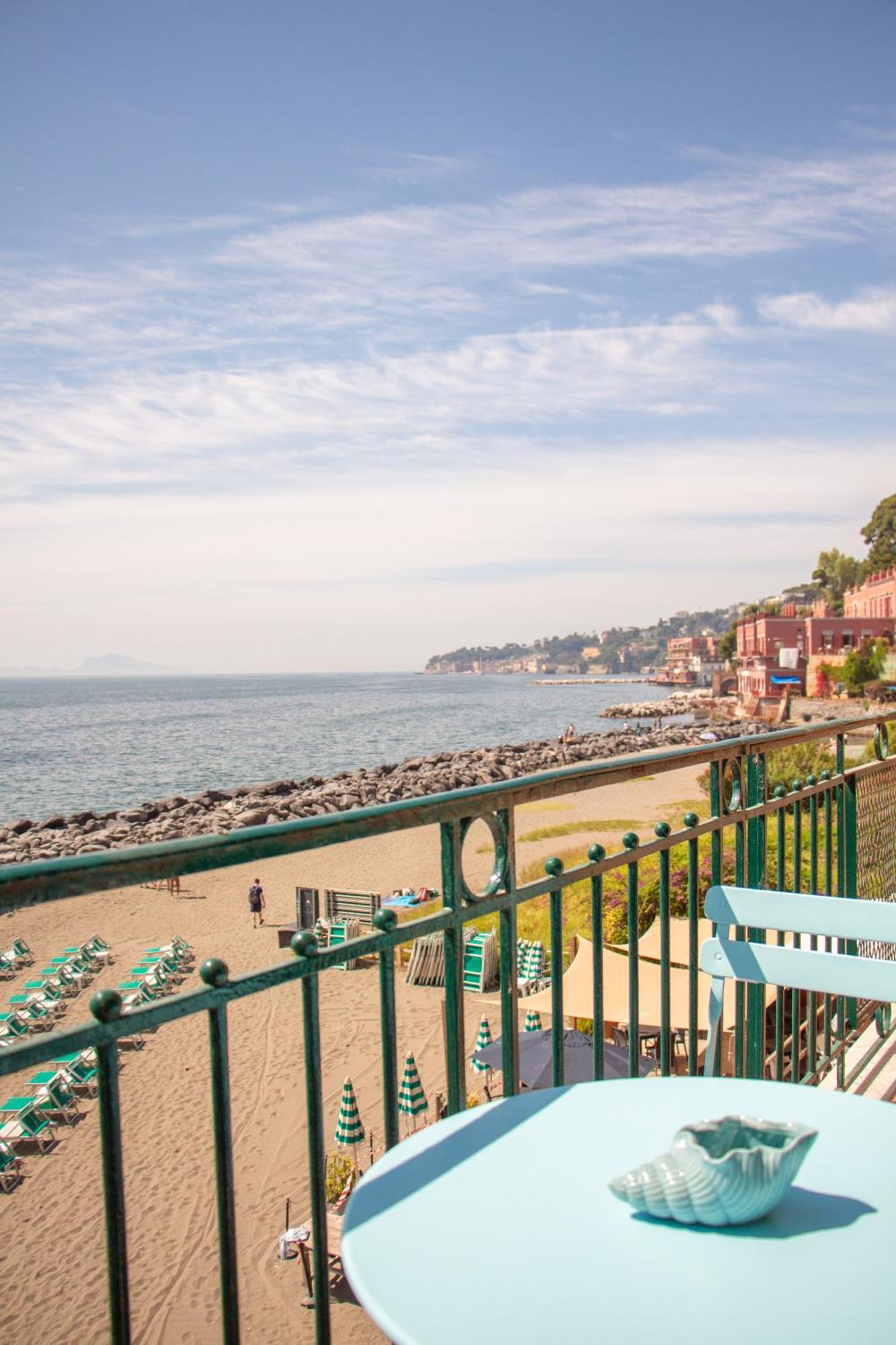 Wanderlust Aria Di Mare * Naples