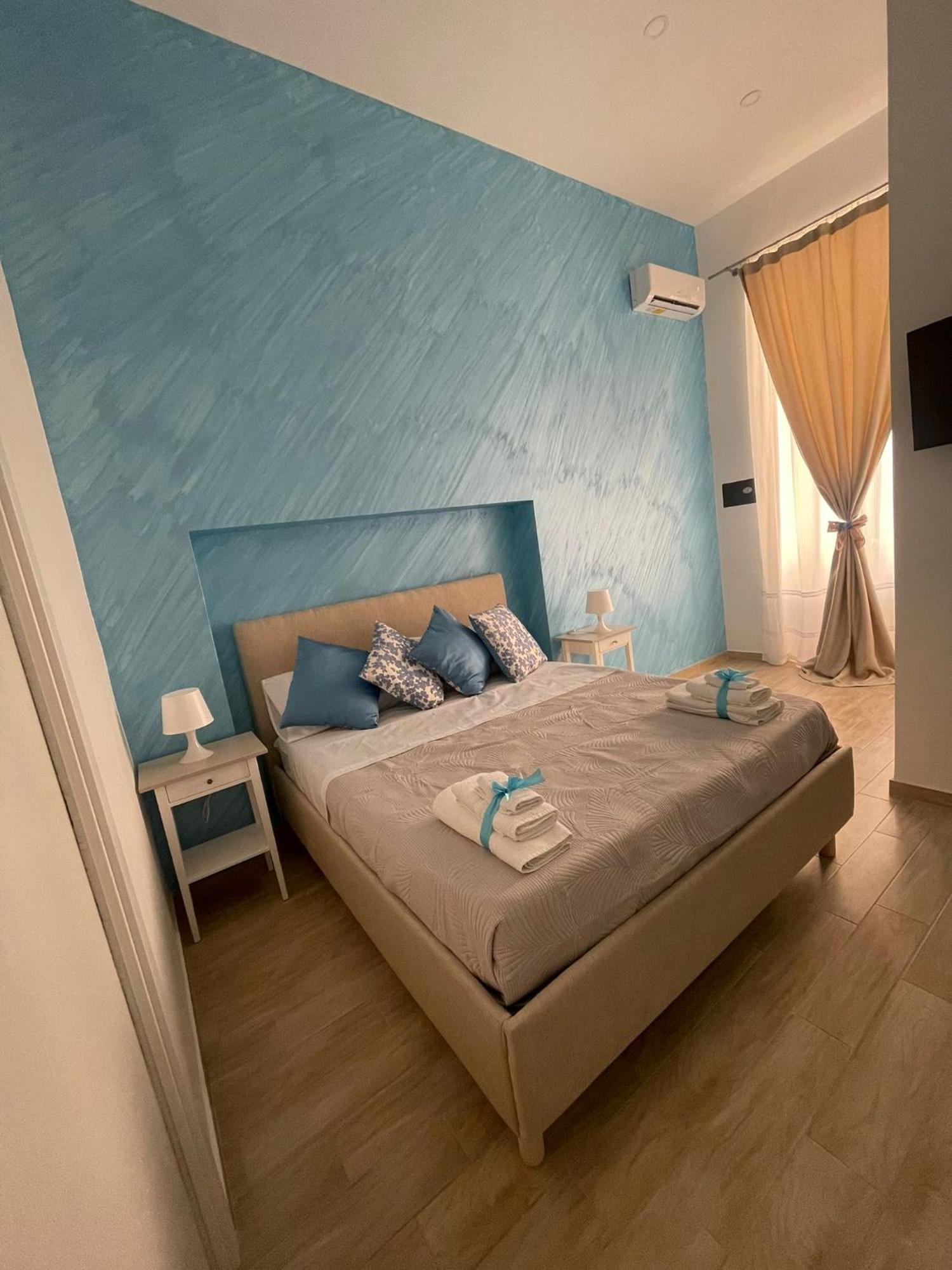Duomo Luxury Apartment Naples