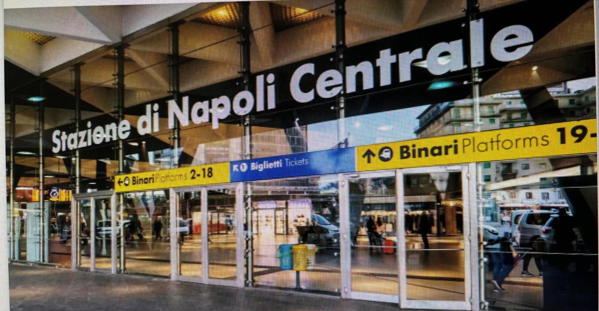 Apartment Hub Station Naples