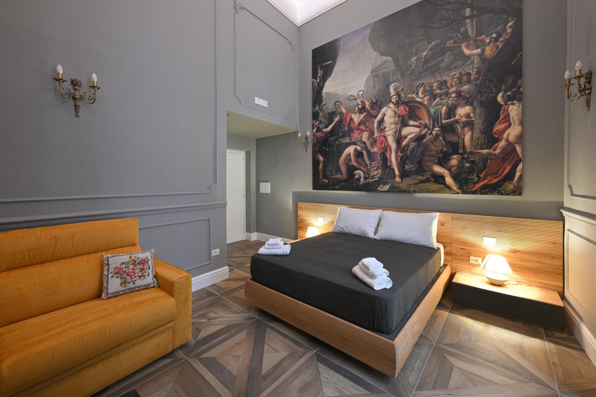 Toledo 424 * Naples