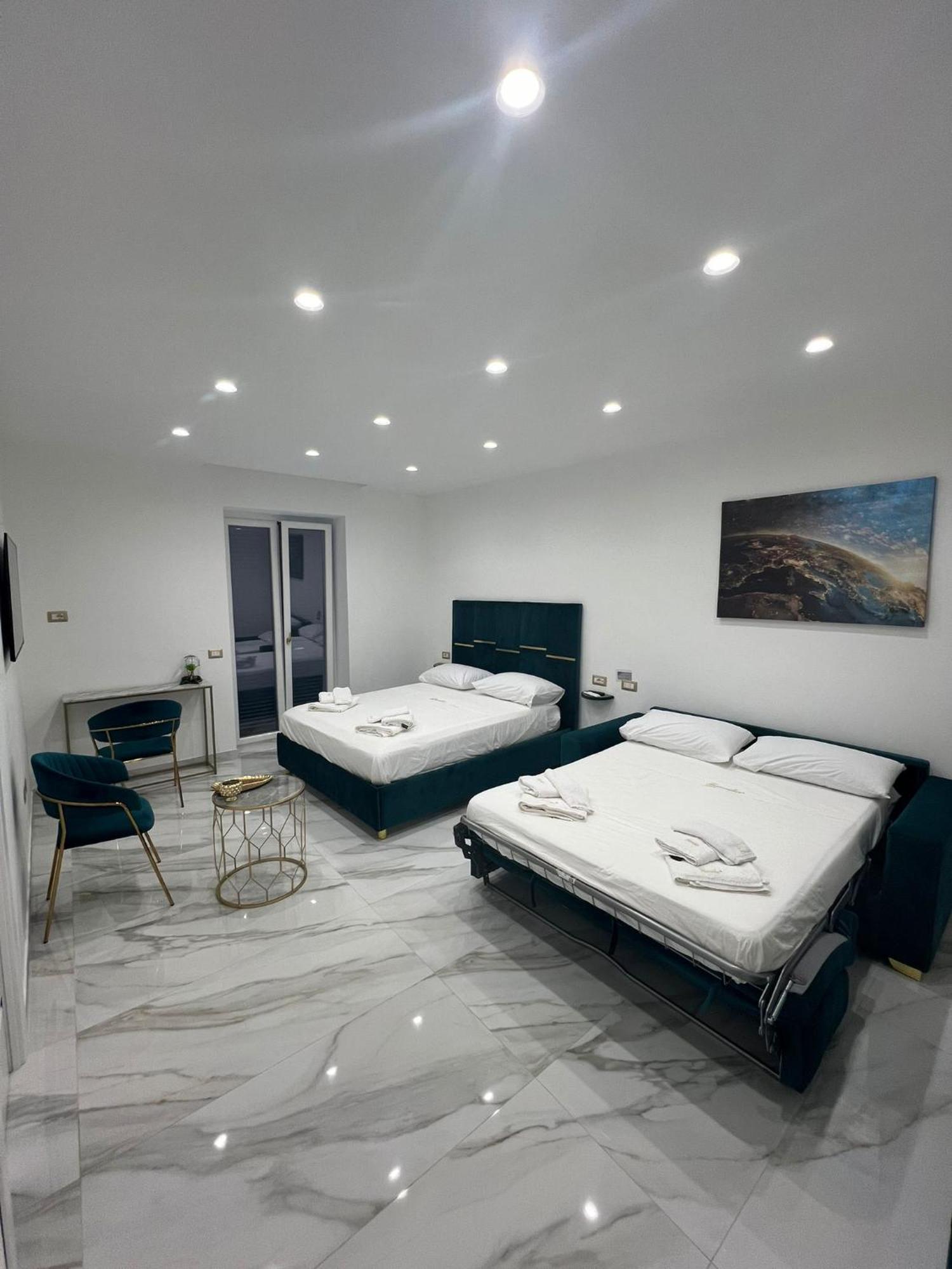 Guest house Familia Naples