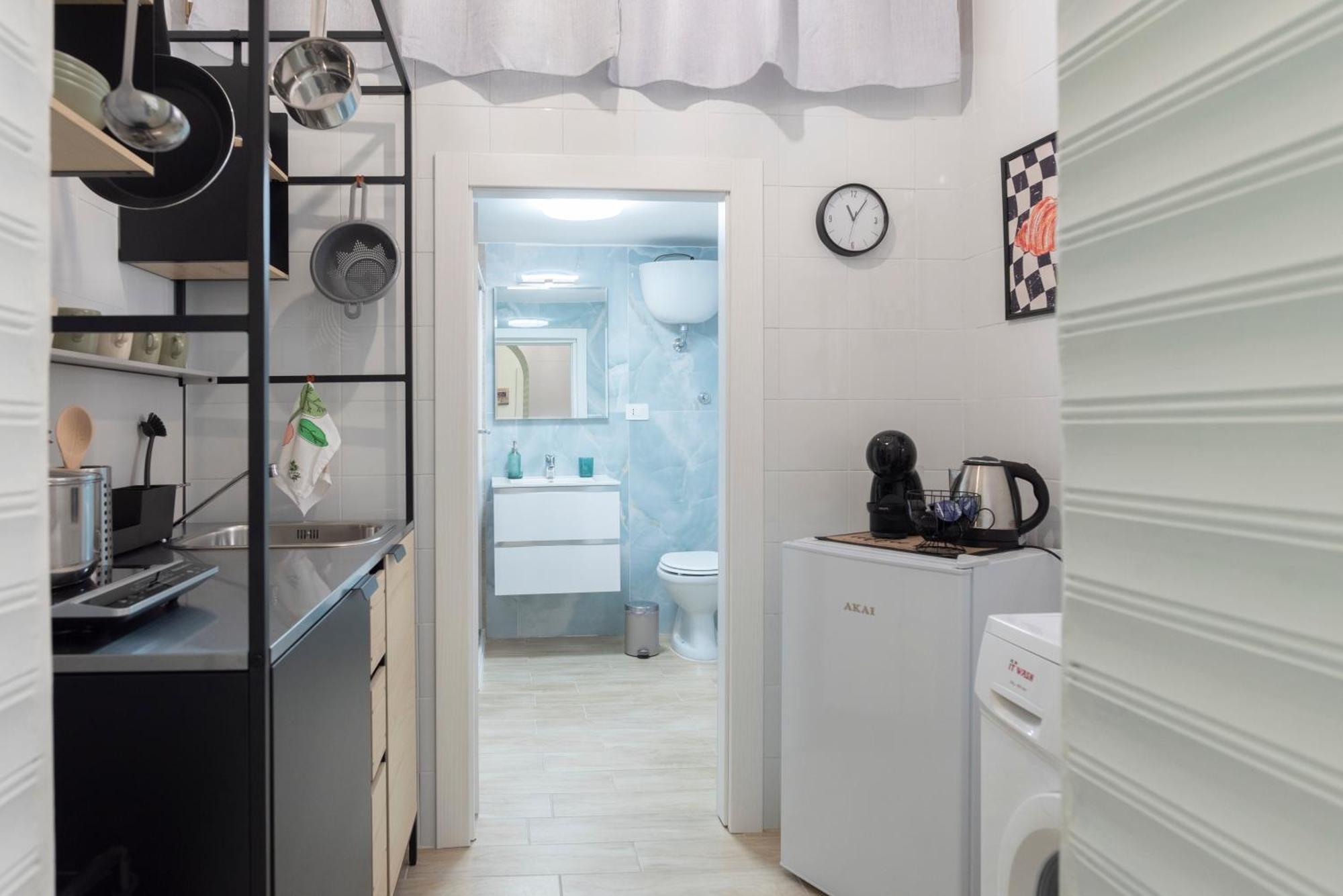 Apartment Seventeen