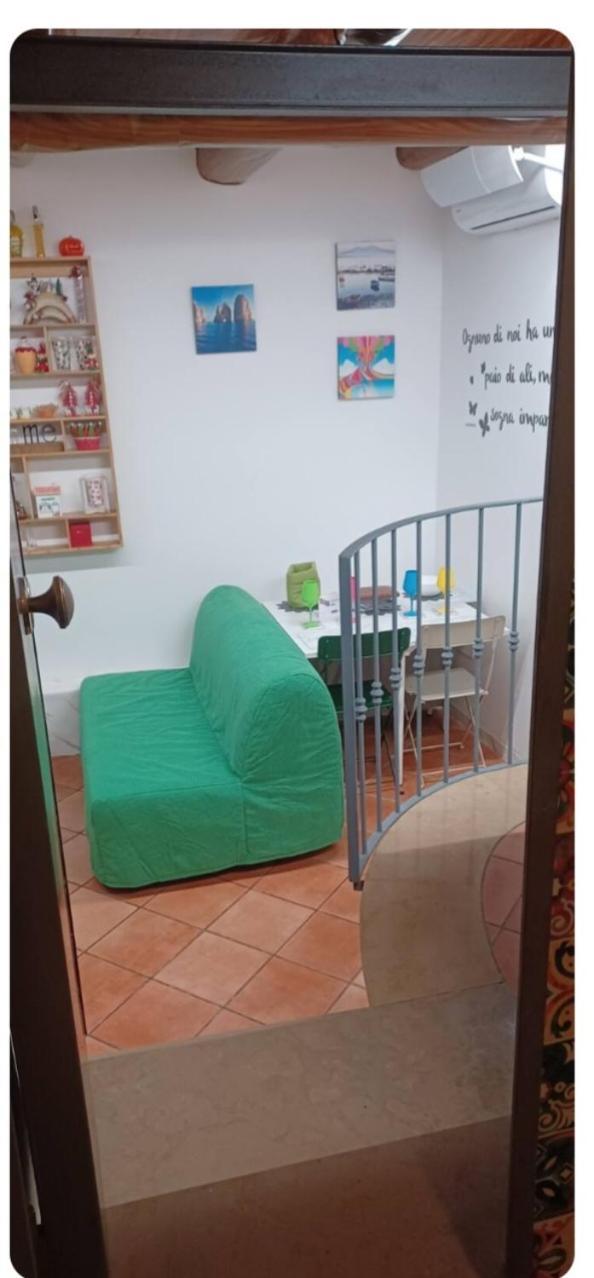 Gradoni Di Chiaia 62