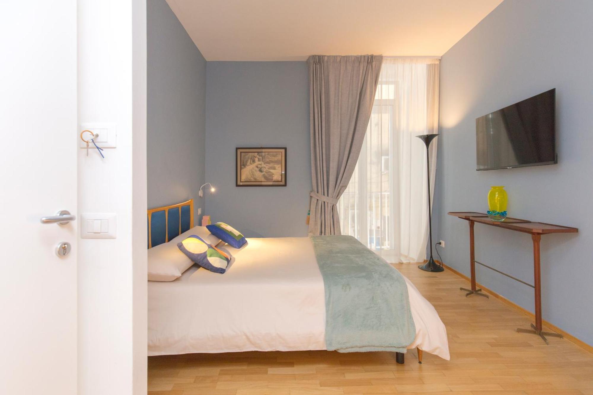 A Casa Nostra * Naples