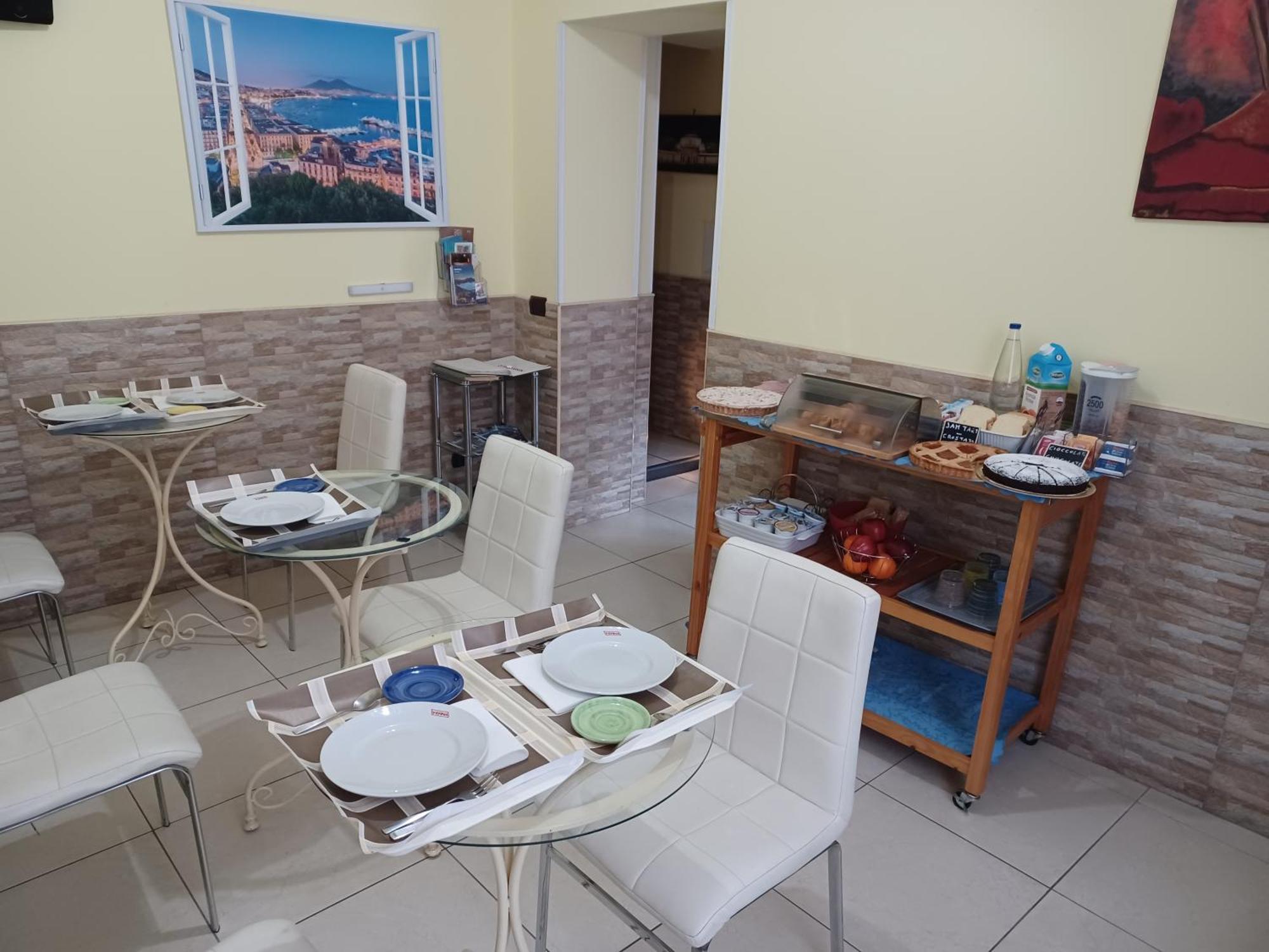 Quattro Palazzi Centro Bed & Breakfast Naples