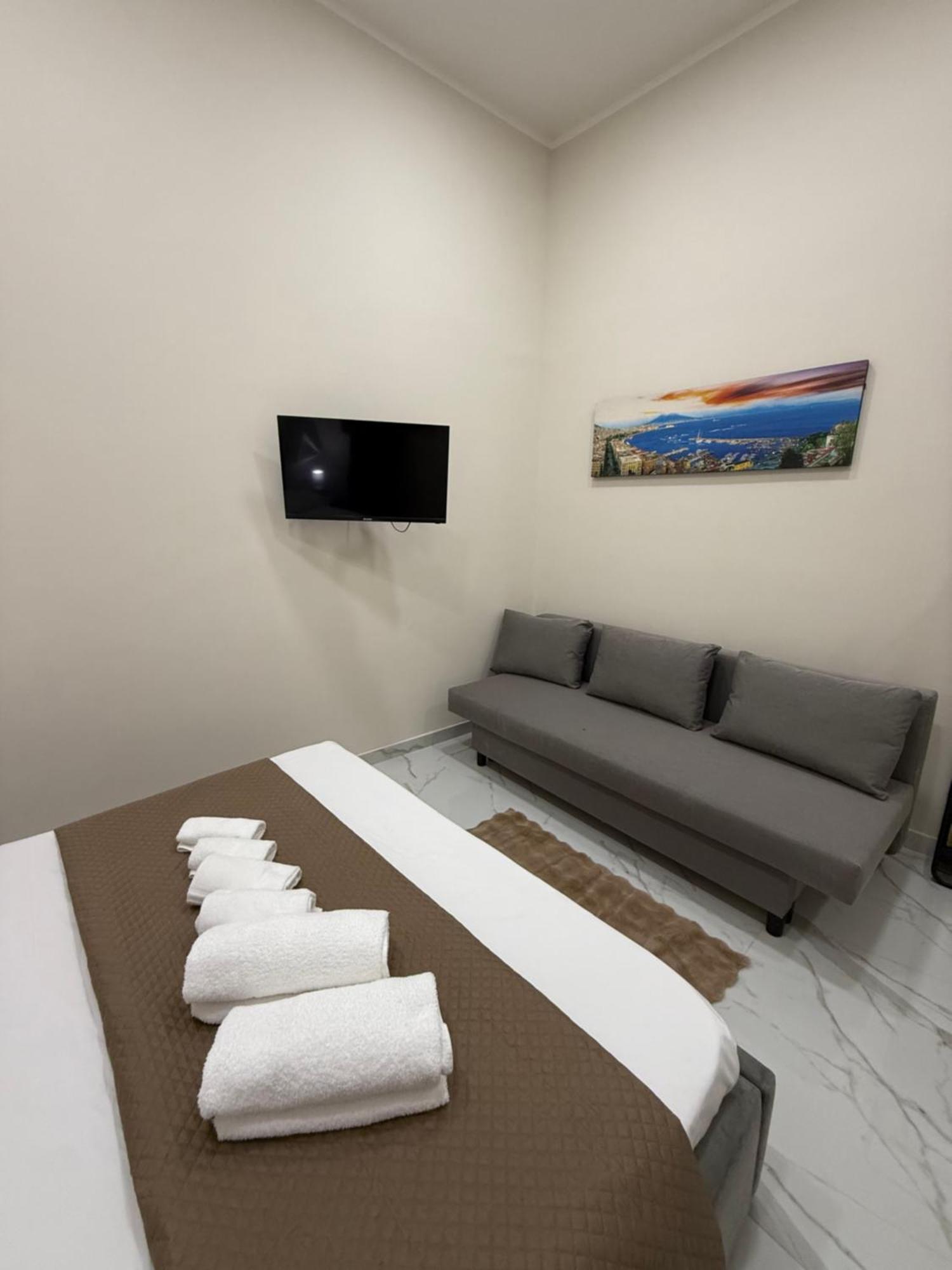 Valentino Suites&terrace * Naples