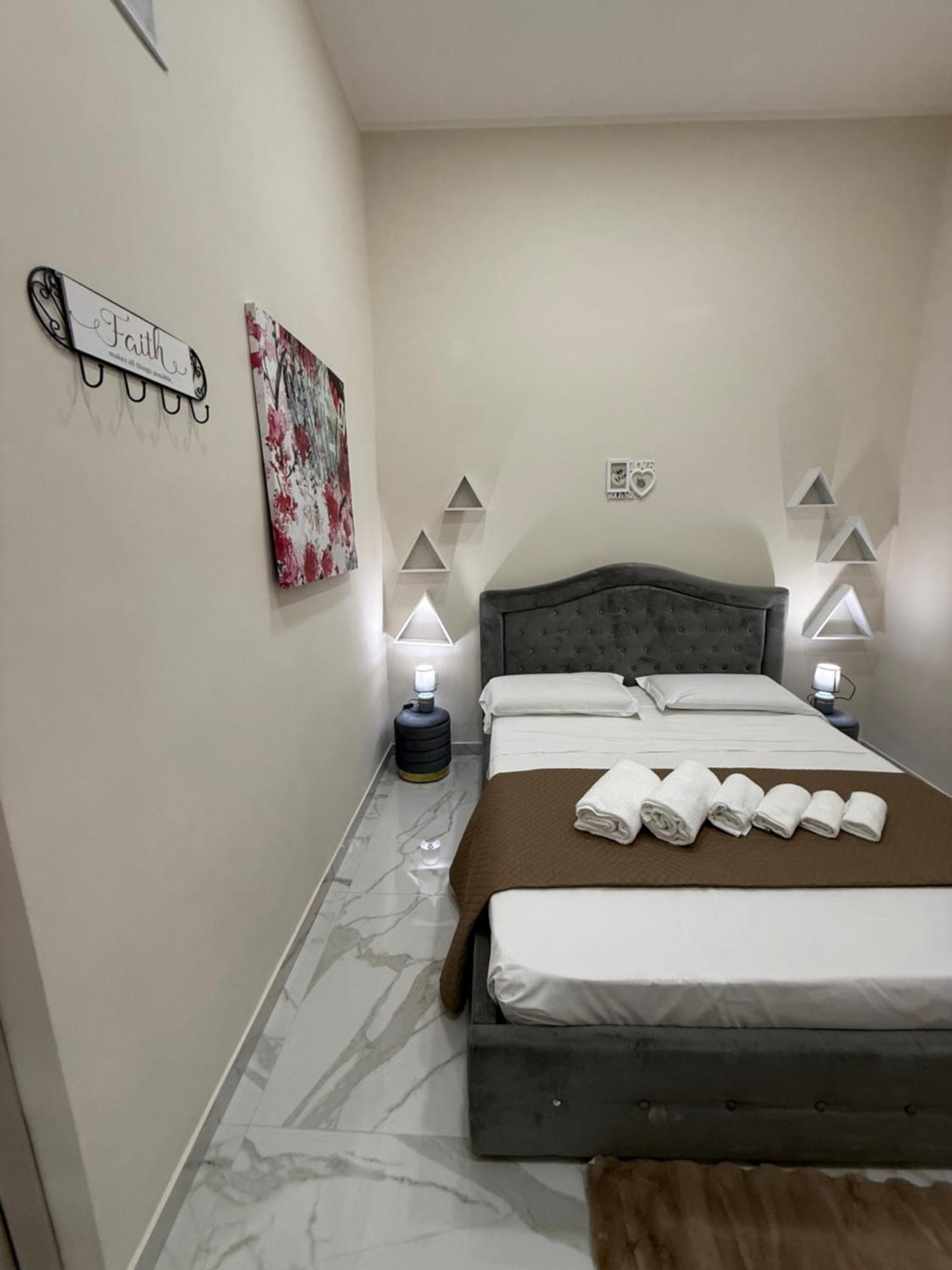 Valentino Suites&terrace * Naples