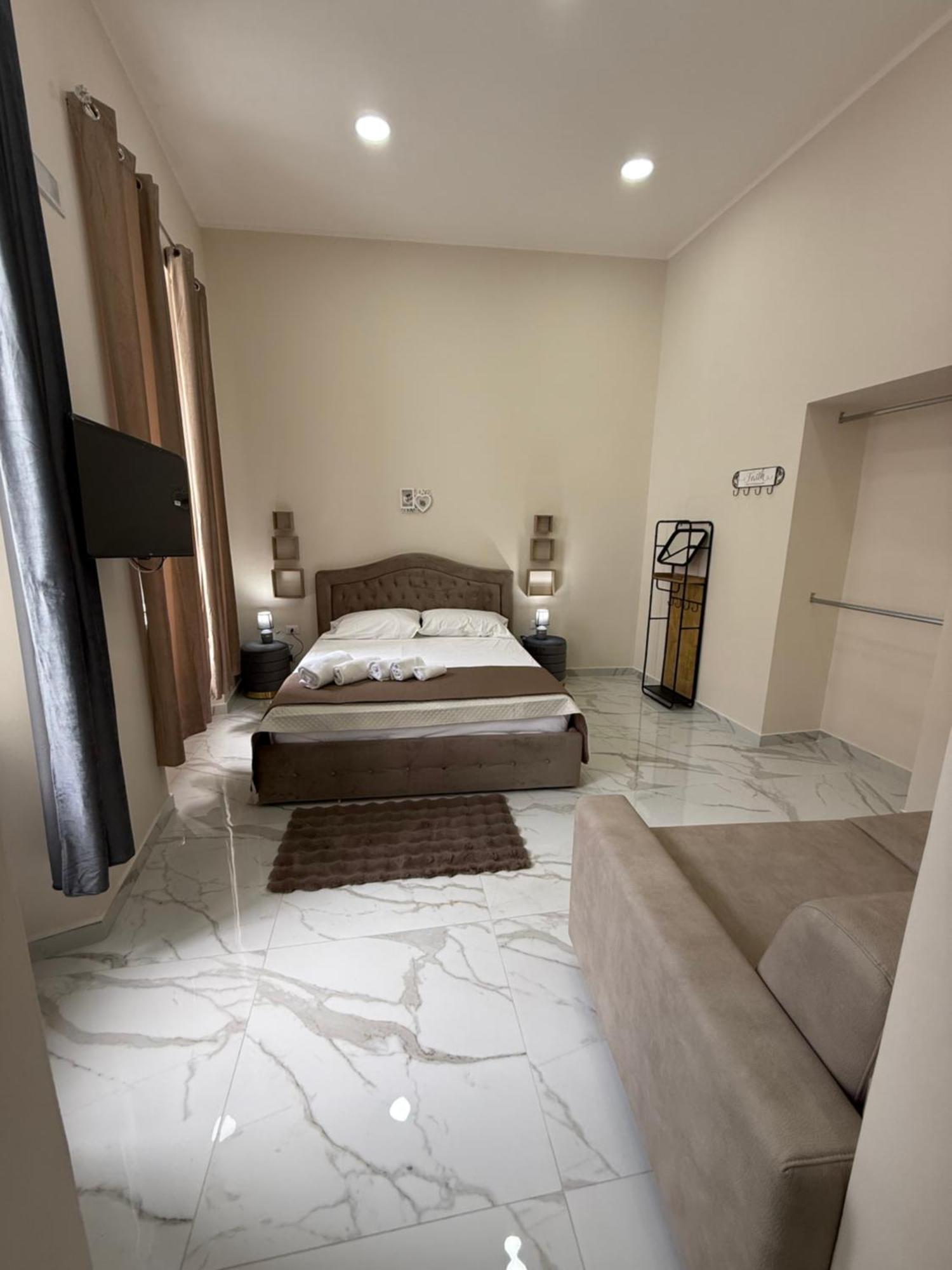 Valentino Suites&terrace Naples