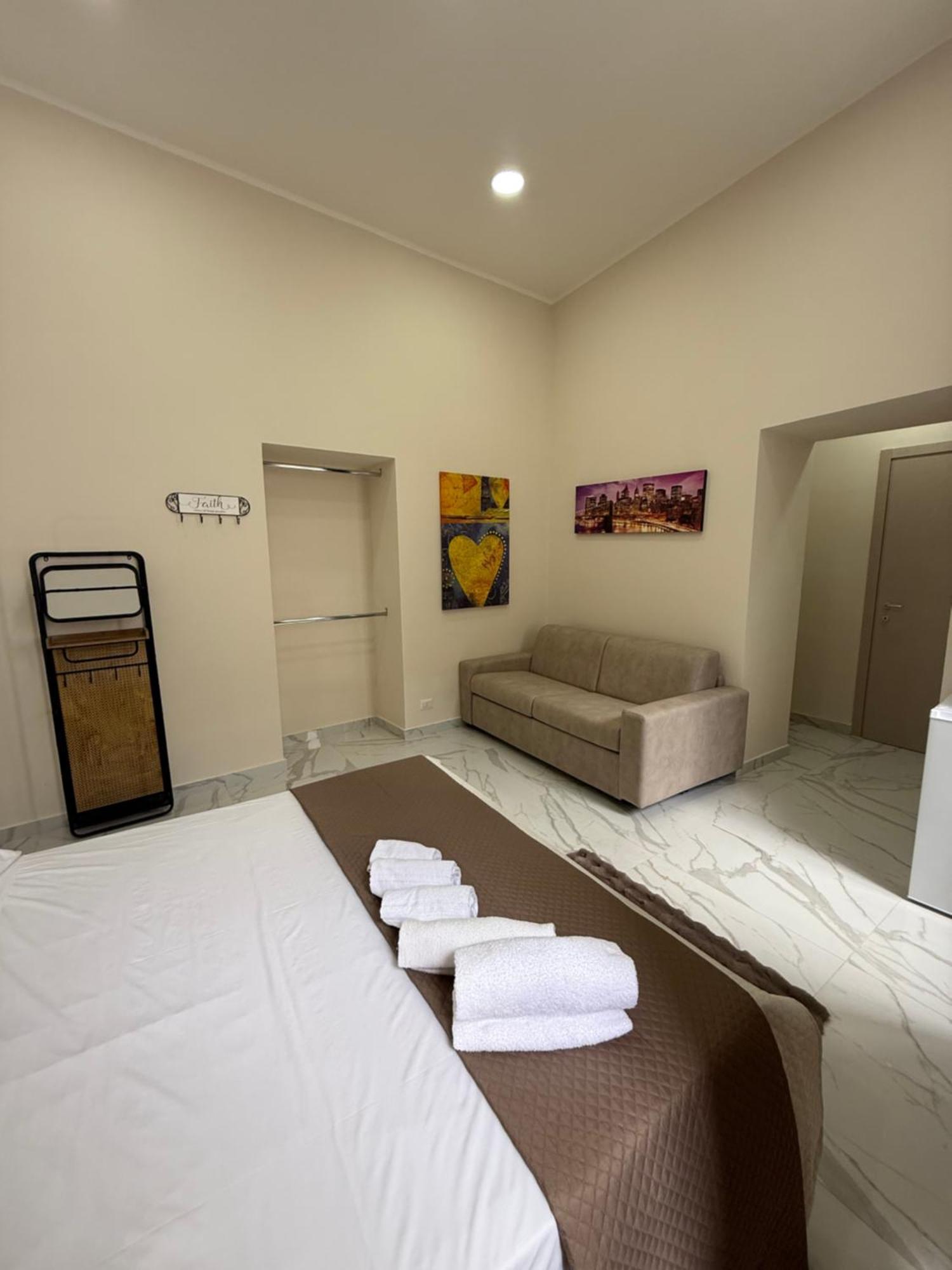 Valentino Suites&terrace Apartment Naples