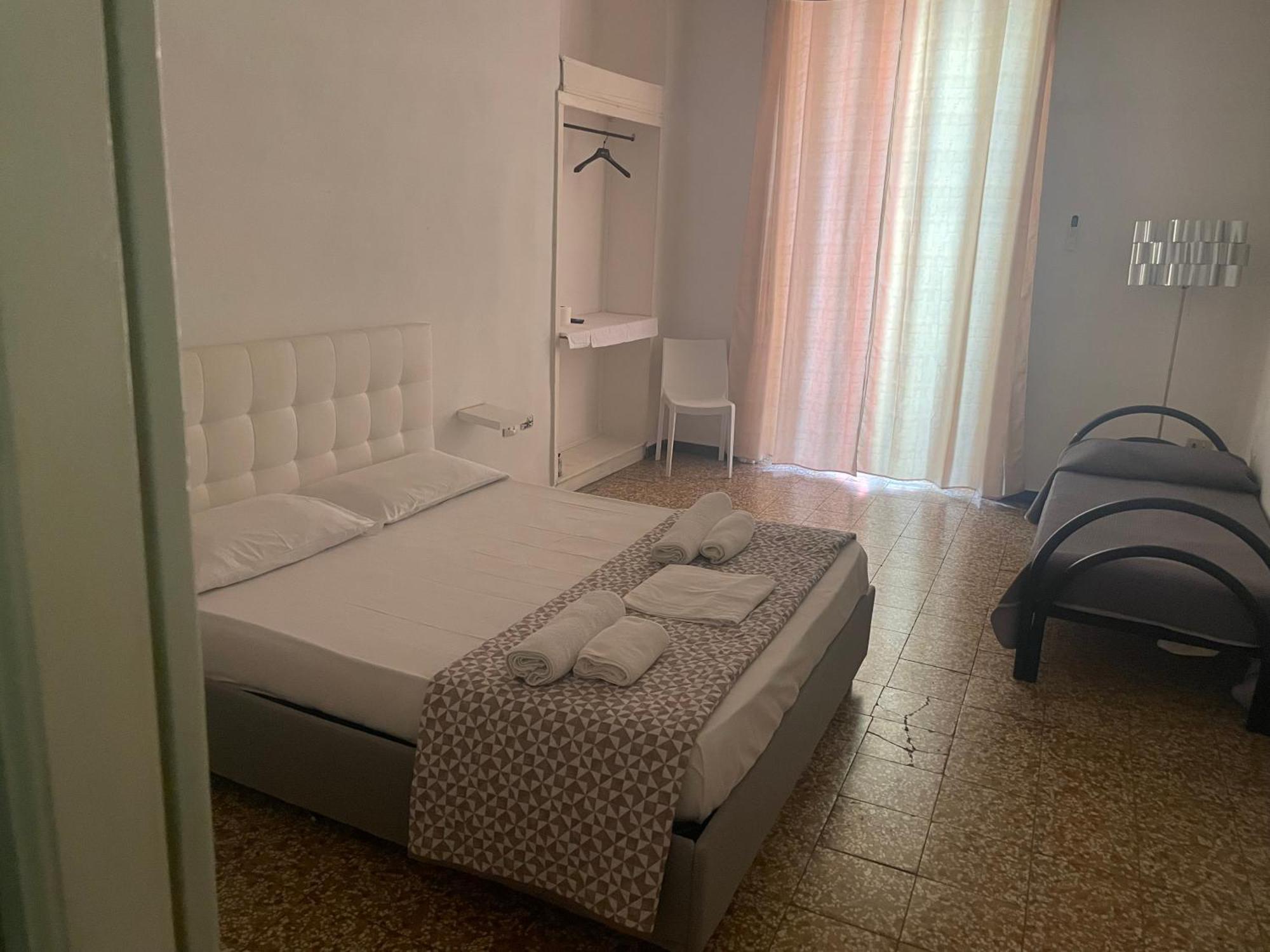 Dama Hostelbb Hostel Naples