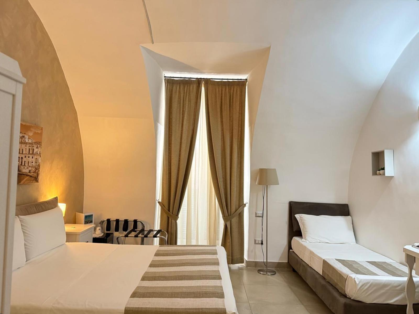 Guest house Chiaia 2*