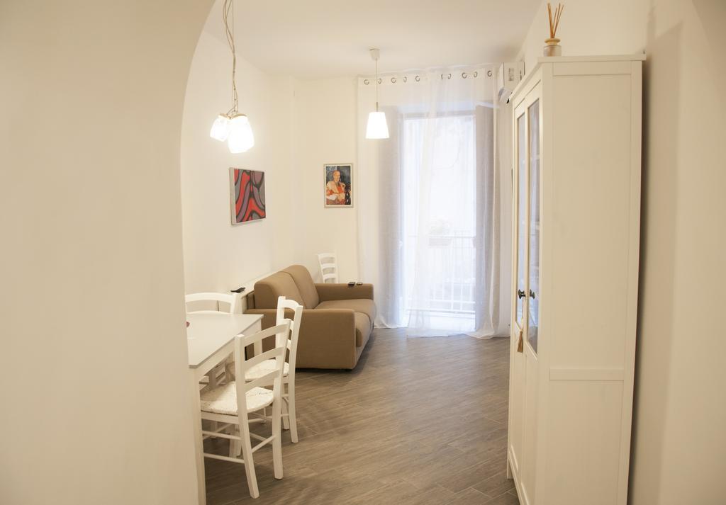Casa Cinquesanti * Naples
