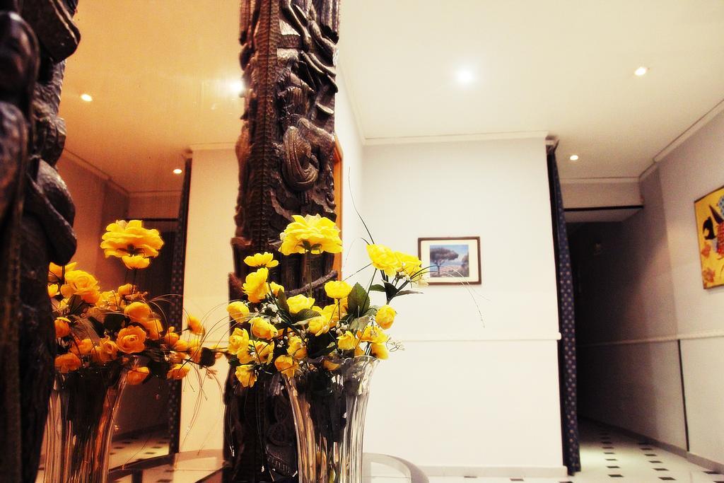 Hotel Luna Rossa Naples