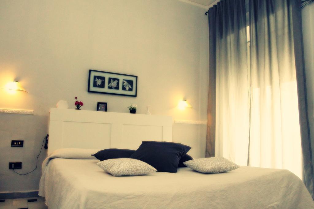 Hotel Luna Rossa Naples