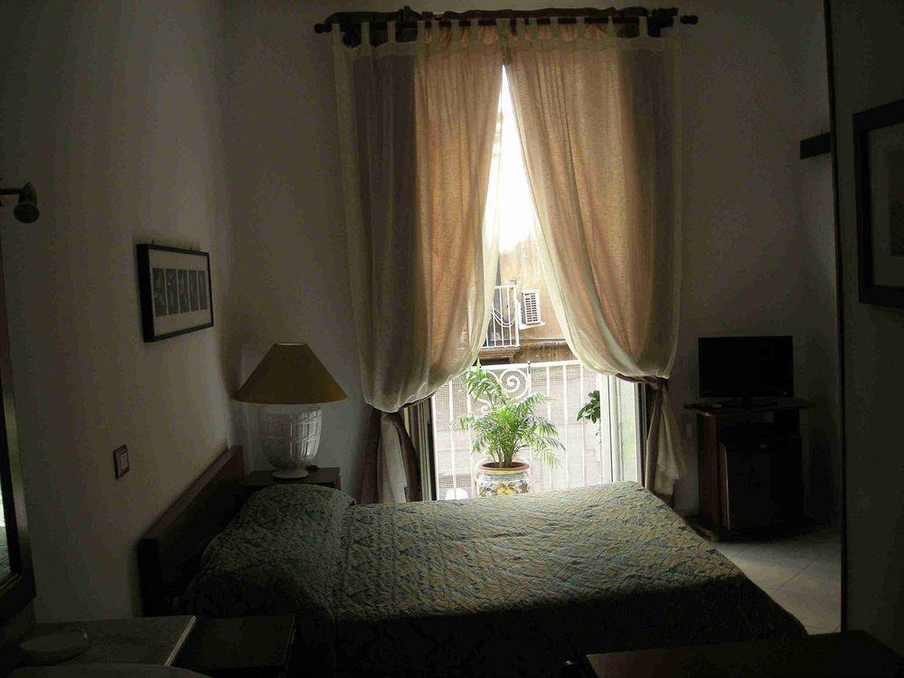 Plebiscito Bed & Breakfast 3*