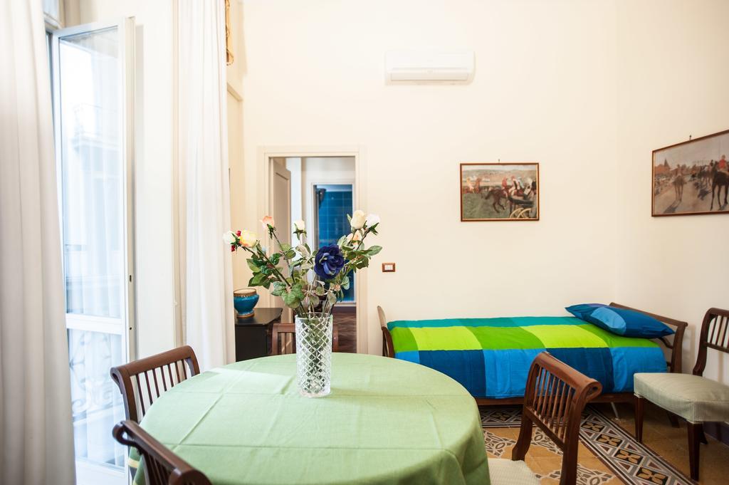Partenope Sea View Apartment