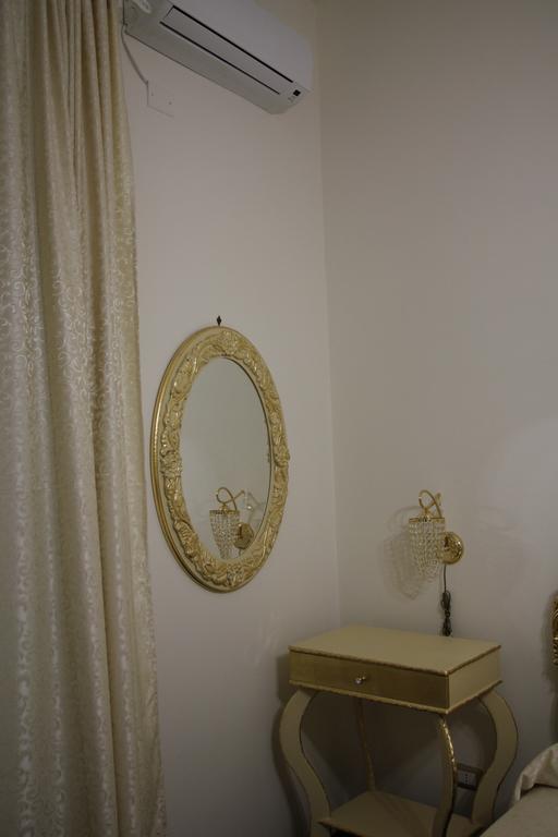 Beb Mariafrancesca Bed & Breakfast Naples