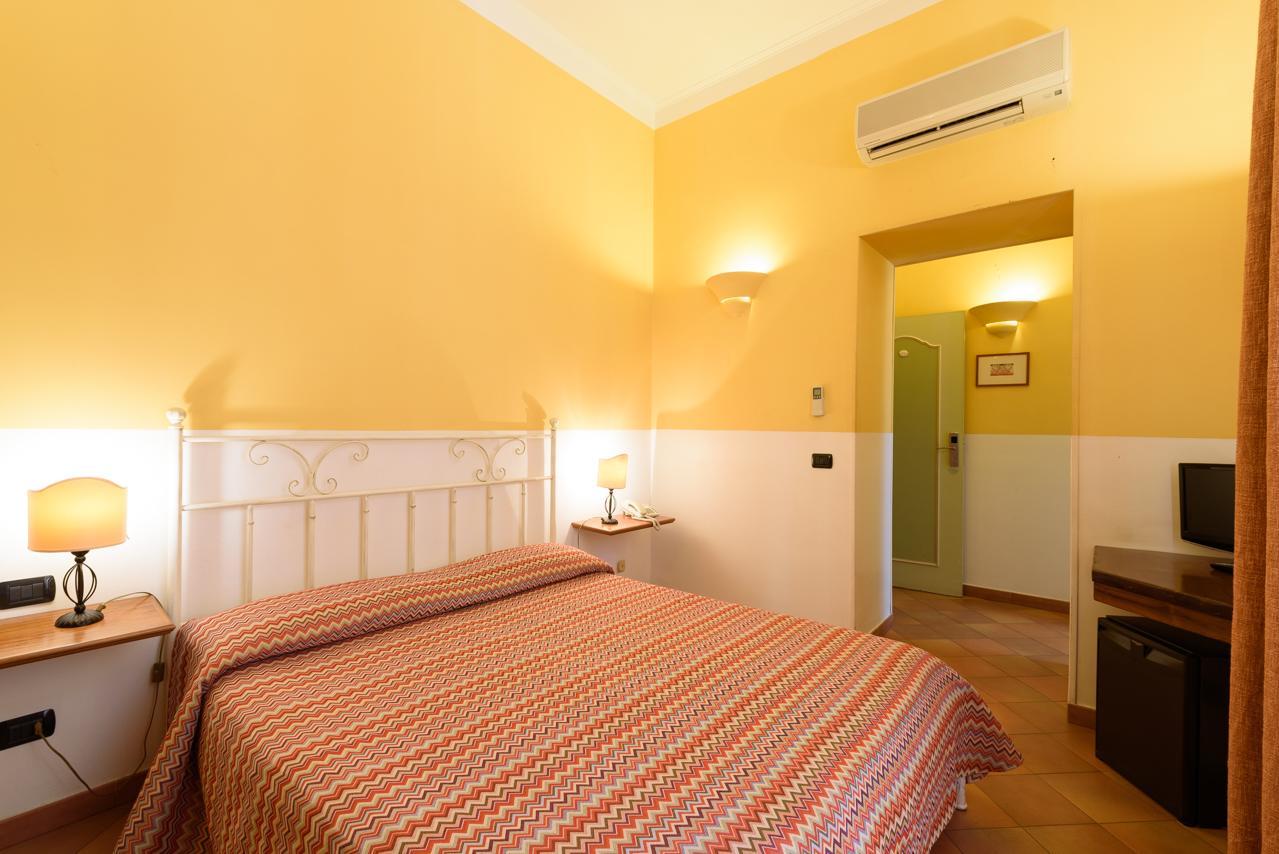 Mergellina 3*
