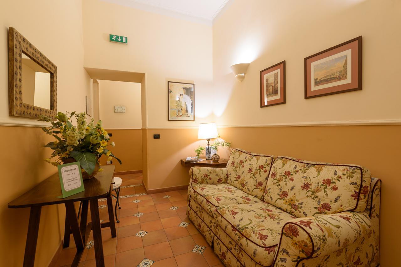 Hotel Mergellina 3*