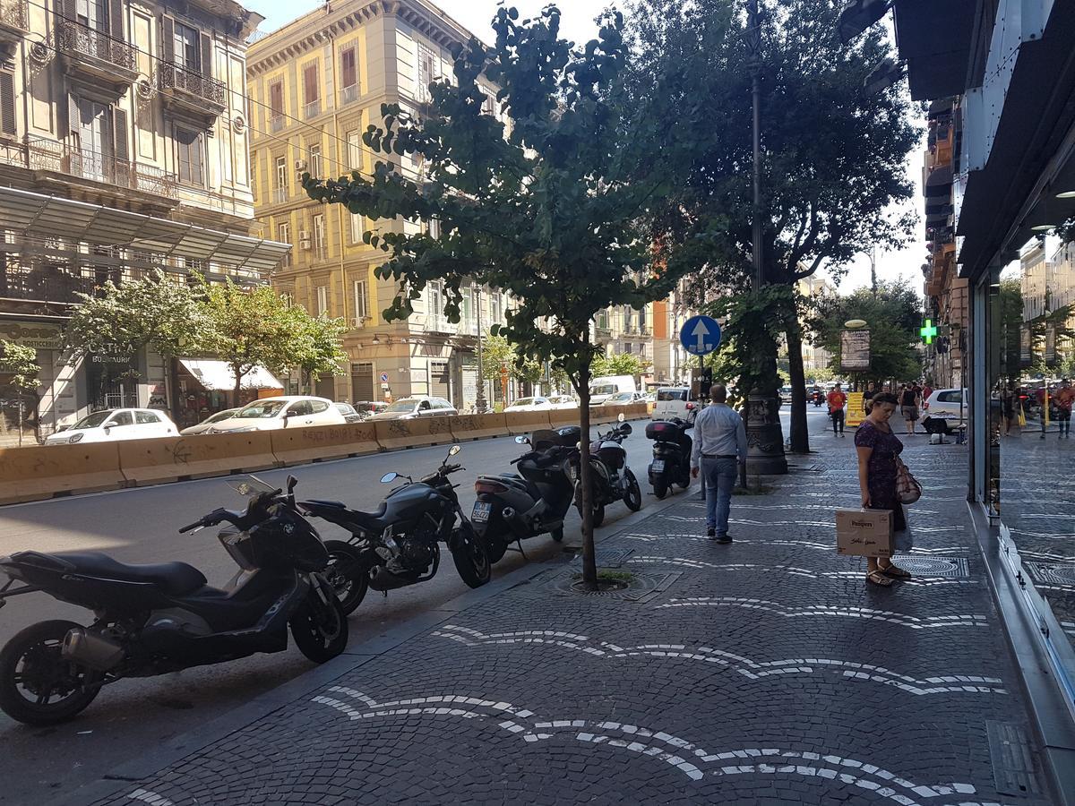 Universita Bed & Breakfast Naples