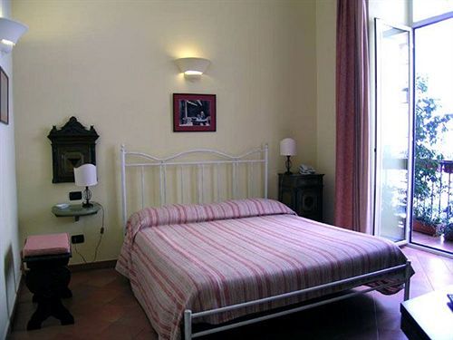 Mergellina 3* Naples