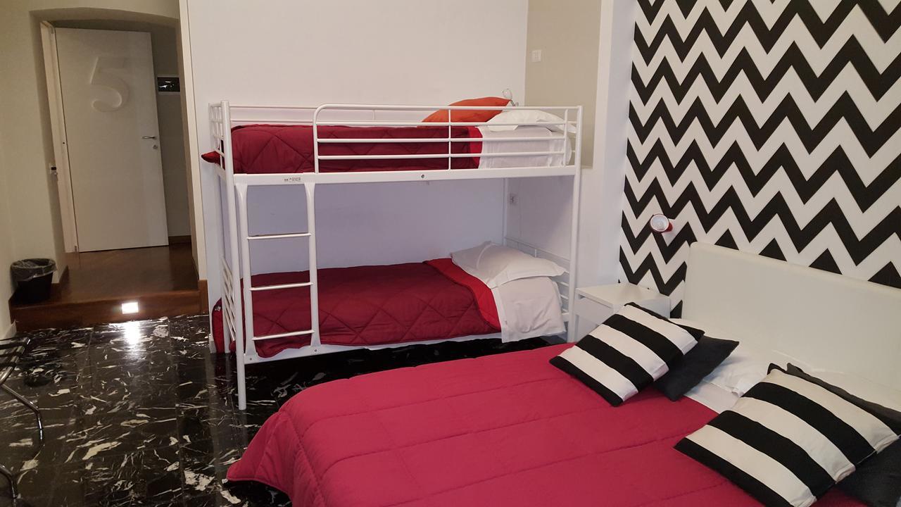 Guest house Rettifilo 3*