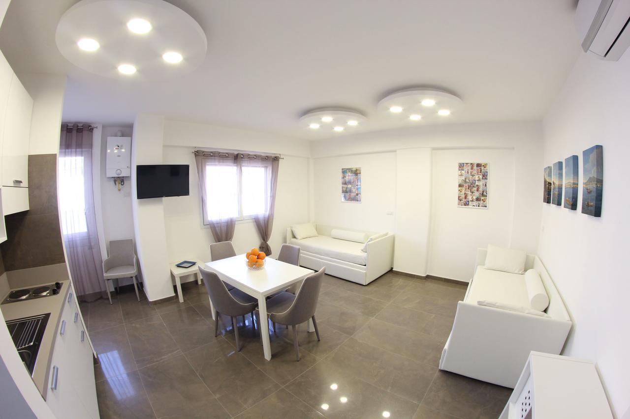 Mondo Suites Apartments * Naples