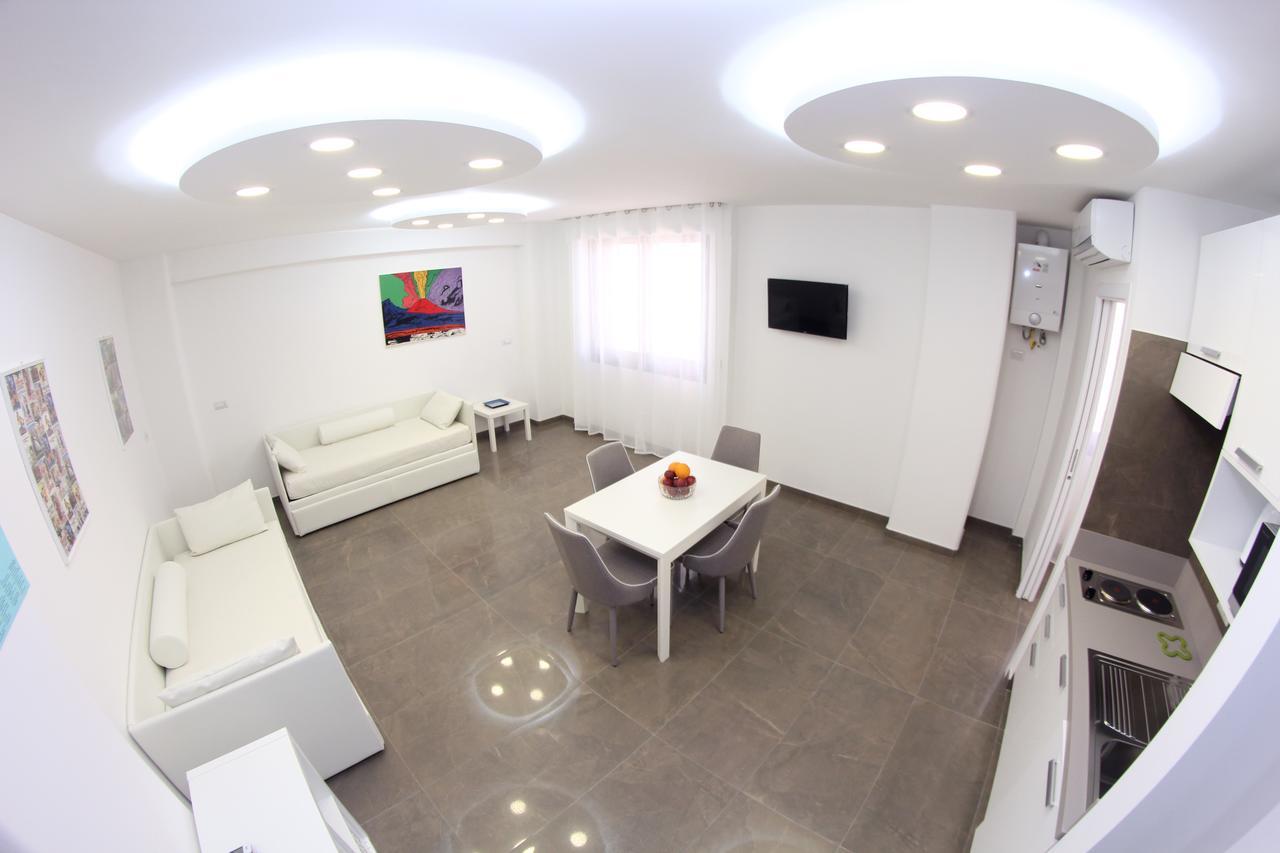 Mondo Suites Apartments * Naples