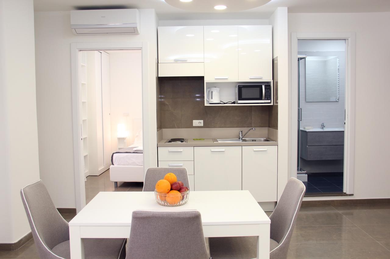 Mondo Suites Apartments Naples