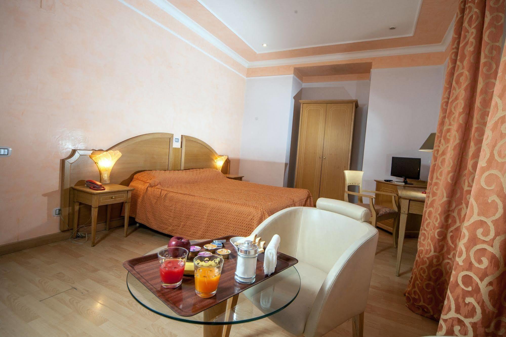 La Pace Bed & Breakfast 3*