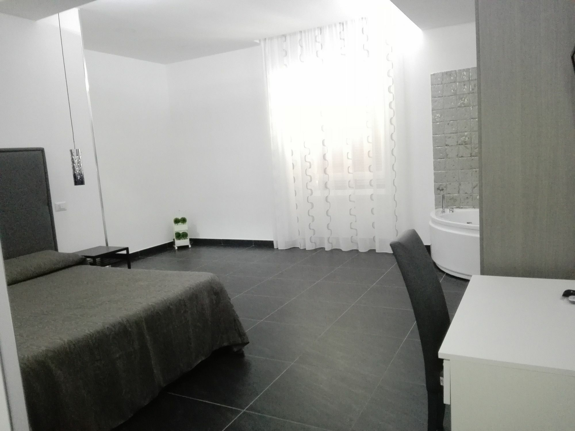Hotel Garibaldi Luxury 3*