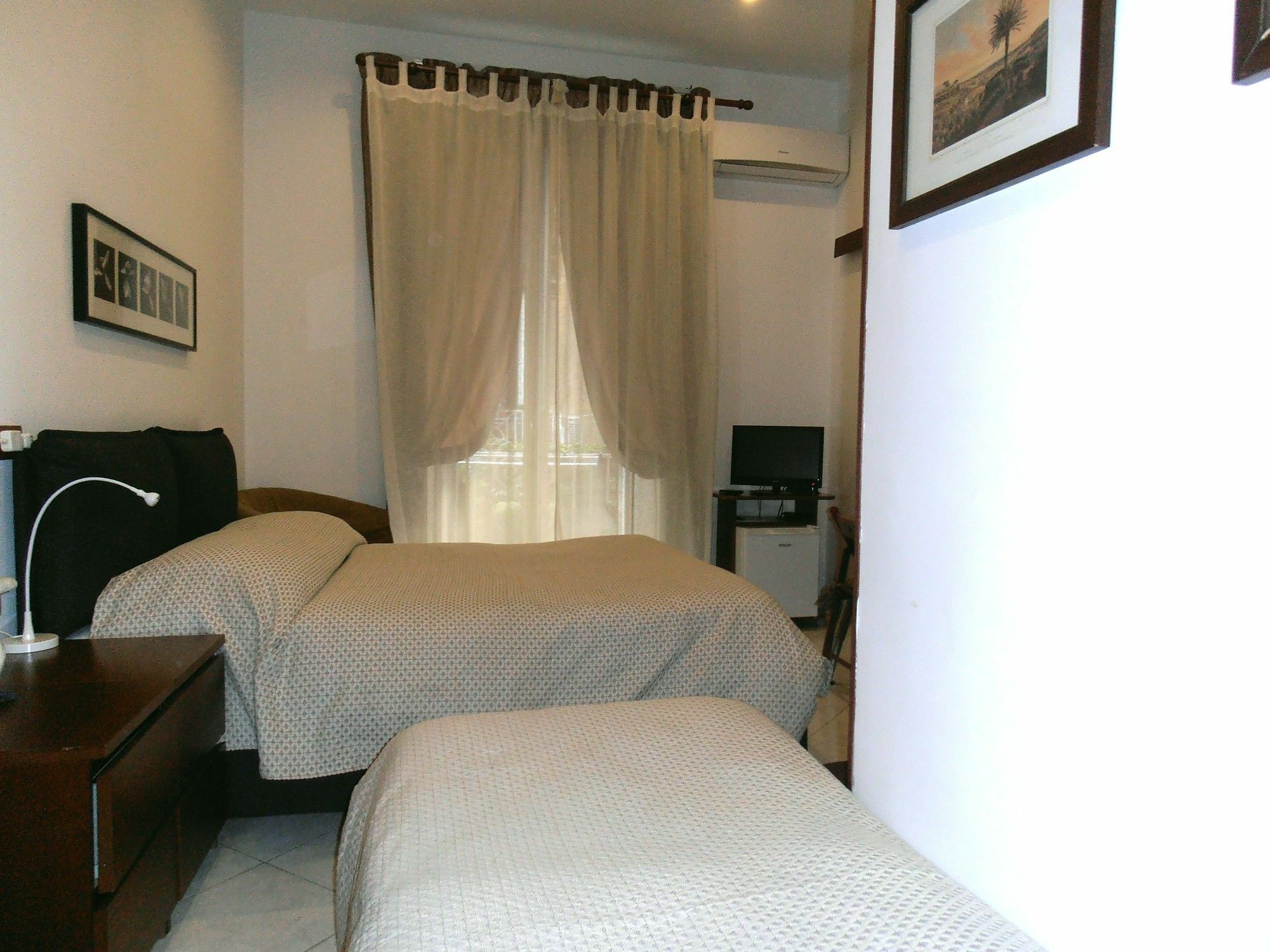Plebiscito 3* Naples