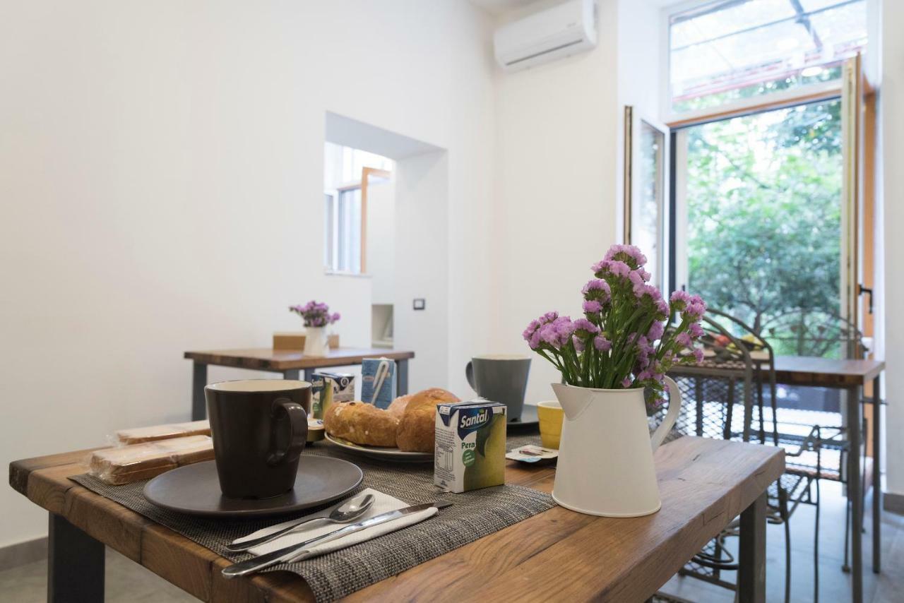 Holiday home La Casa Di Flora Naples