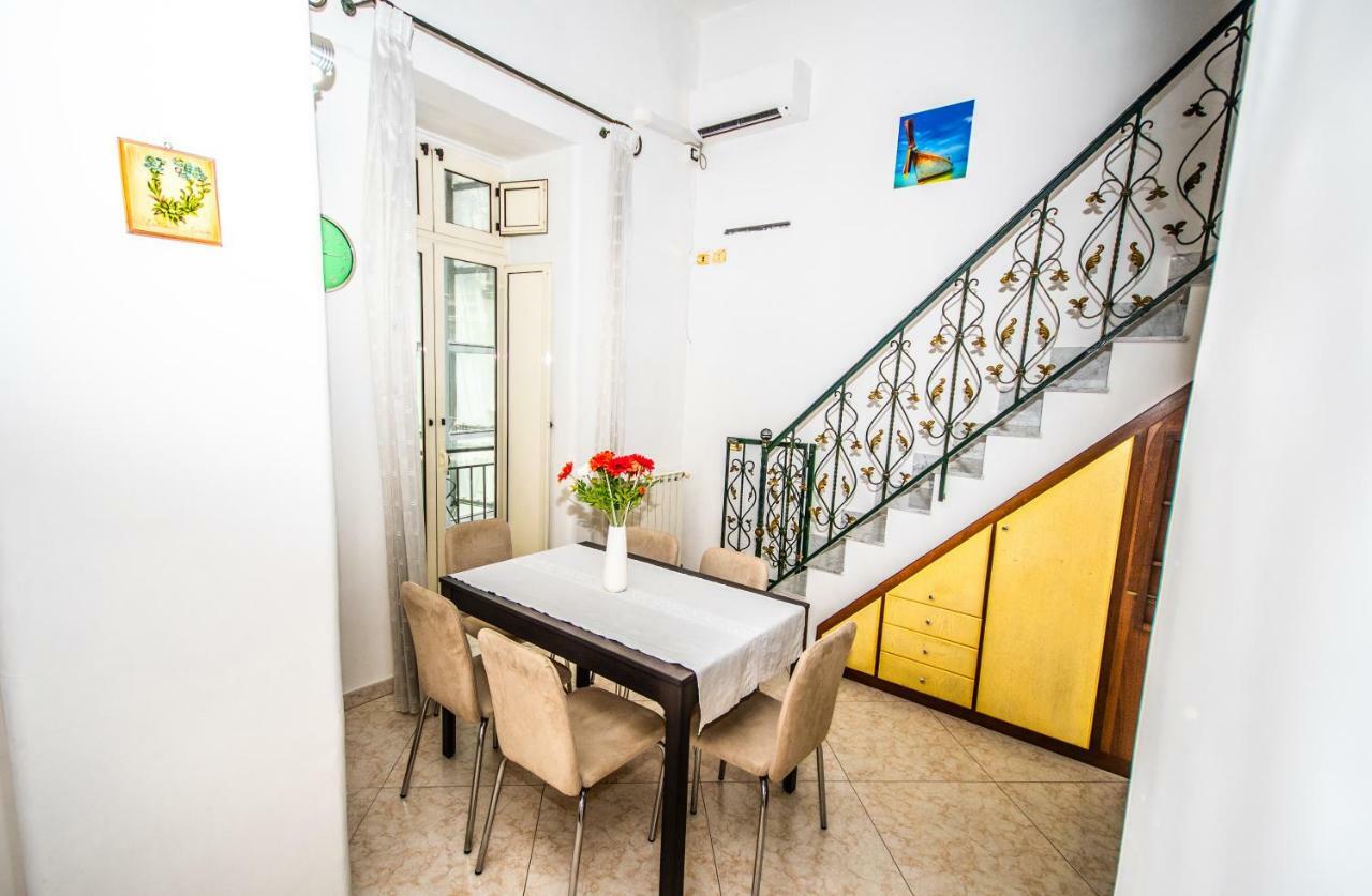 La Casa Di Rosa Naples