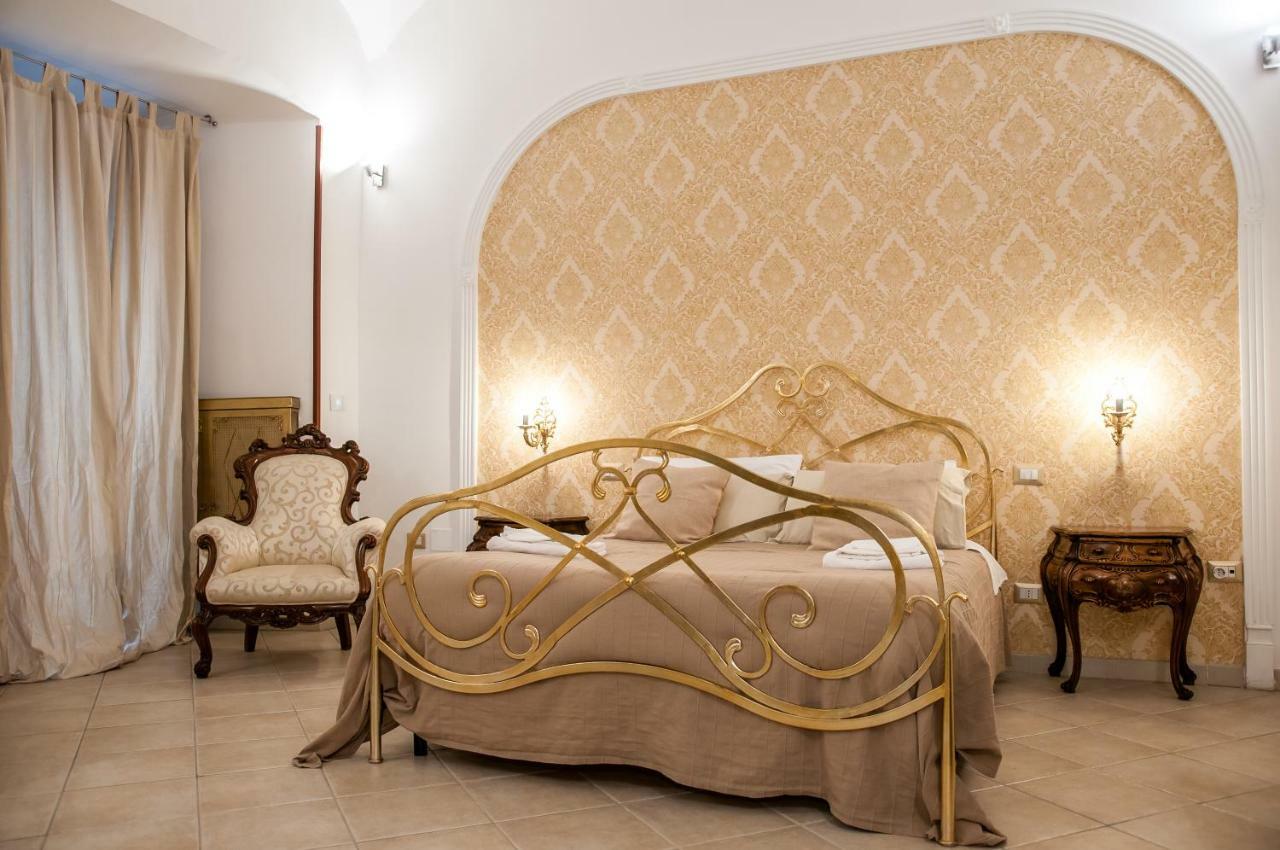 Holiday home Domus Sanfelice Naples