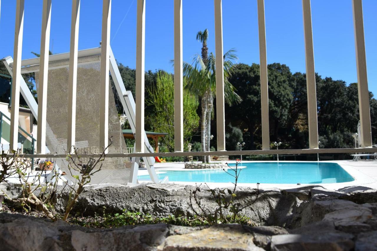 Apartment Holiday Family - Big On The Swimming Pool In Front Of Capri Naples