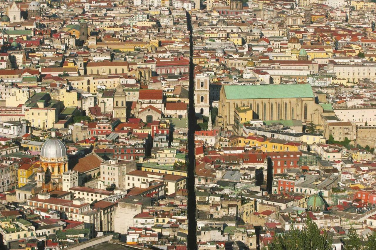 O Vascetiello * Naples