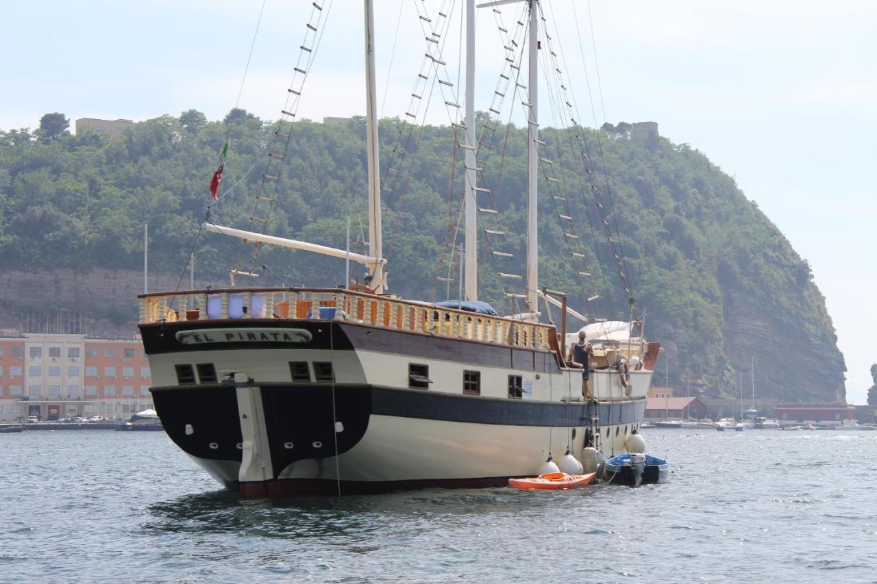 El Pirata Boat