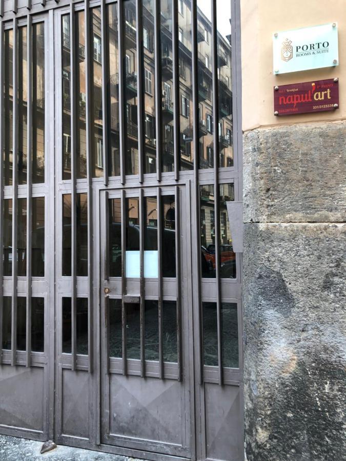 Porto & Bed & Breakfast Naples