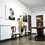 Questo Rinascimento Casa Audrey
