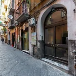 Cool Flat At Via Dei Mille By Napoliapartments