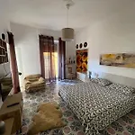 Donnaromita Holiday House Hystoric Center