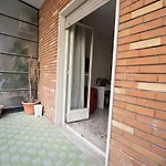 Vomero Room