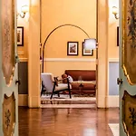 Arthouse Lady Marys Tribunali Luxury Suite