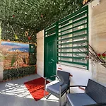 Milly\'S Garden
