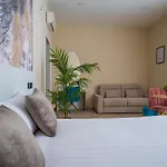 Pontenuovo Bed