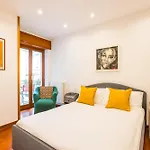Colonna Classic Style Apartment By Wonderful Italy